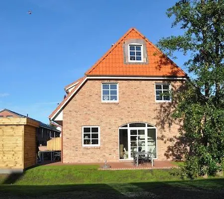 Holiday home Doppelhaushaelfte Sommertraeume Bohl